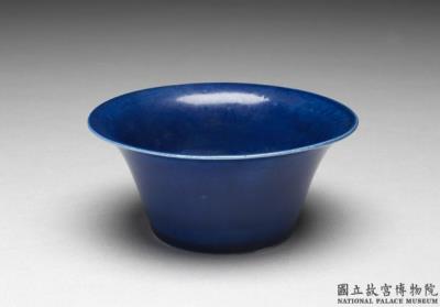 图片[2]-Flared teacup with cobalt blue glaze, Ming dynasty, Jiajing reign (1522-1566)-China Archive